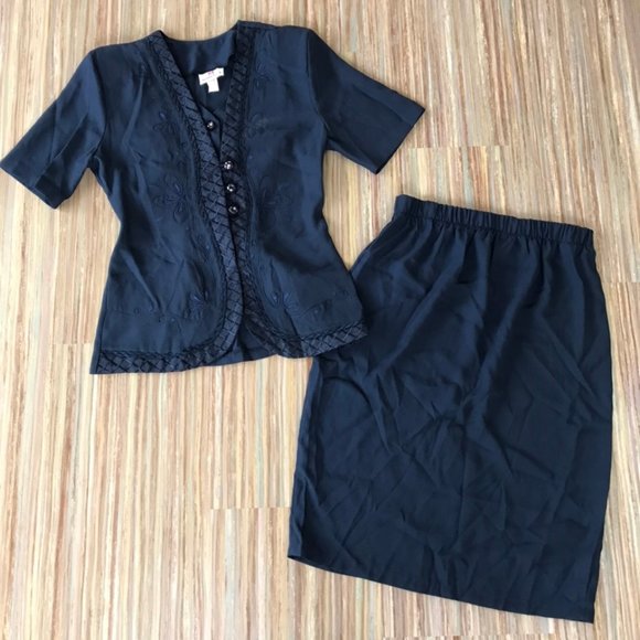 Modern Touch Navy Blue Two piece Skirt Suit with Embroidered Jacket Blouse - Picture 2 of 4